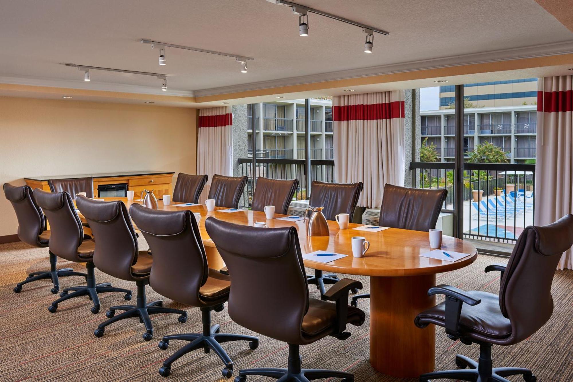 Four Points By Sheraton Little Rock Midtown Exteriör bild